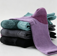 Chaussettes de cyclisme personnalisées de haute qualité en gros, respirantes, douces, à séchage rapide, avec soutien de la voûte plantaire et amorti, pour hommes et femmes, pour le vélo