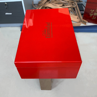 Boîtes en bois en verre à vin MDF de luxe personnalisées, boîte à vin de laque de piano pour emballage cadeau de parfum