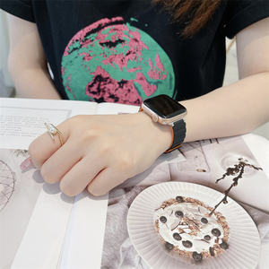 Nouveaux produits de luxe en caoutchouc Sport Silicone bracelet magnétique intelligent pour <span class=keywords><strong>Apple</strong></span> <span class=keywords><strong>Watch</strong></span> <span class=keywords><strong>8</strong></span> accessoires pour iWatch - Product Image 6