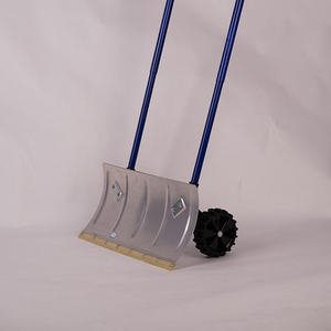 พลั่วตักหิมะด้ามไม้ปรับระดับได้พร้อมล้อ สีขาว/เทา/ดำ - Product Image 3