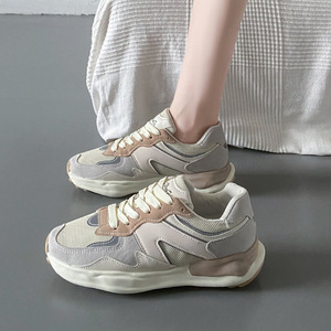 Nouvelles chaussures d'été 2025 pour femmes, chaussures de course décontractées à semelle épaisse et bout rond, chaussures polyvalentes pour étudiants - Product Image 6