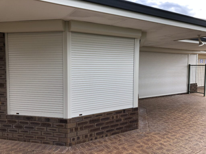 Fenêtre électrique motorisée de conception moderne avec télécommande <span class=keywords><strong>volet</strong></span> <span class=keywords><strong>roulant</strong></span> en aluminium <span class=keywords><strong>pour</strong></span> application à la ferme - Product Image 3