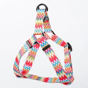 Fabricantes Custom Pet Harness Designer De Luxo Ajustável Y Strap Não Sobre A Cabeça Passo No Arnês Do Cão Sublimação Dog Harness