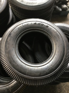 4.00-8 <span class=keywords><strong>pneu</strong></span> Tubeless 3 roues passager tricycle bajaj tuk tuk tricycles électriques vélo pièces de rechange - Product Image 3