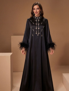 Robe Abaya élégante Leduo personnalisée pour femme, style Dubaï, avec poignets doublés de fourrure, coupe ample, longueur ras du sol, adaptée à toutes les occasions - Product Image 2
