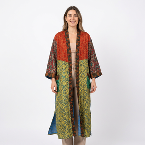 Bata Larga de Mujer con Parches, Manga Larga, Cuello en V, Estampada, Informal, de Tela No Tejida, 100% Seda, con Cierre de Cordón - Product Image 1