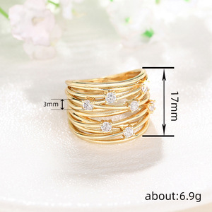 Gioielli Minimalisti a Strati con Design a Linee Stile Corte, Accessori Eleganti con Accenti Scintillanti - Product Image 3