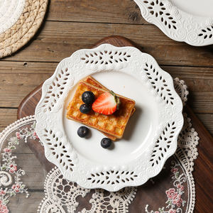 NOUVEAU <span class=keywords><strong>Assiette</strong></span> <span class=keywords><strong>à</strong></span> dîner <span class=keywords><strong>creuse</strong></span> en céramique blanche gaufrée européenne Pain Gâteau Pâtes Dessert Salade de fruits Plateau de service Vaisselle de restaurant - Product Image 4