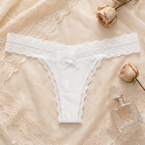 Tangas de encaje blancas acanaladas para mujer, de talle bajo, sexys, transpirables, suaves y elásticas, lencería íntima para mujer al por mayor - Product Image 1