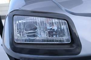 Высококачественный двухместный электрический гольф-кар 4x4 серого цвета с интеллектуальной зарядкой для гольф-полей и осмотра живописных мест - Product Image 6