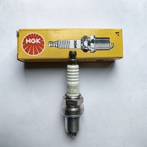 Bougies d'allumage NGK Pièce moteur d'origine Bougies d'allumage 2756 BKR6E-11 pour <span class=keywords><strong>Honda</strong></span> Gold Wing GL1800/F6B/<span class=keywords><strong>F6C</strong></span>/Valkyrie Rune 1800CC - Product Image 3