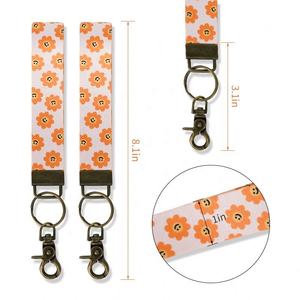 Lanière imprimée en polyester avec <span class=keywords><strong>porte</strong></span>-badge, <span class=keywords><strong>porte</strong></span>-clés en cuir, <span class=keywords><strong>porte</strong></span>-bouteille d'eau personnalisé avec <span class=keywords><strong>porte</strong></span>-badge - Product Image 5