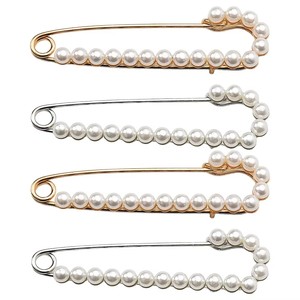 Broche de style Ins personnalisée et polyvalente, broche à perles et strass, accessoire pour femme, idéale pour pull ou collier. - Product Image 5