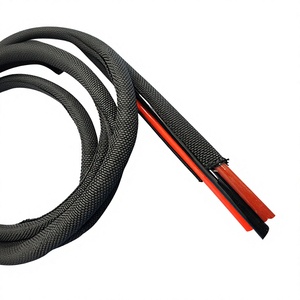 Gaine tressée extensible en PET à fermeture automatique, ignifuge UL94 V0, pour la protection des faisceaux de câbles - Product Image 1