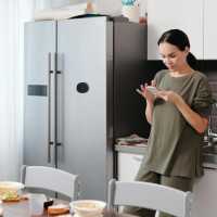 Enceinte magnétique 2-en-1 avec chargeur sans fil, enceinte portable sans fil V5.4, appairage sans fil pour la maison et l'extérieur