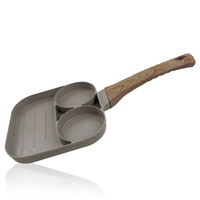 Sartén Cuadrada para Huevos RAF R.2544 de 17 cm con Mango Estilo Madera, Antiadherente, Fácil de Limpiar, Sartén 3 en 1 para Cocinas de Gas y Eléctricas en Casa