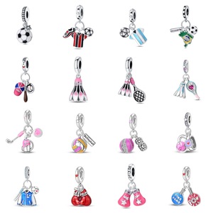 Breloques originales plaquées argent, série sport, breloques <span class=keywords><strong>pour</strong></span> <span class=keywords><strong>bracelet</strong></span>, football, badminton, volley-ball, pendentif DIY, compatibles avec les bracelets <span class=keywords><strong>Pandora</strong></span> - Product Image 1