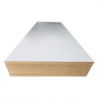 Panneau de contreplaqué mélaminé blanc 18 mm 4x8, âme 100 % eucalyptus, pour armoires et meubles