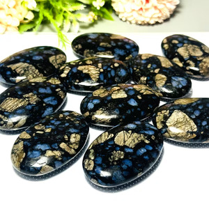 Wholesale Natural <b>Polished</b> Que Sera Stone Palm Healing Crystal Quartz Crafts for Home Decoration Gift - Product Image 3