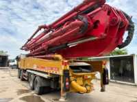 Camión Bomba de Concreto SANY Mercedes-Benz 2020 de 56m con Motor Diésel / Usado para Construcción