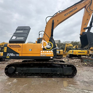 Excavatrice sur chenilles Hyundai 220LC d'occasion, d'origine coréenne, 220LC 225LC, faible nombre d'heures, excellent état - Product Image 3