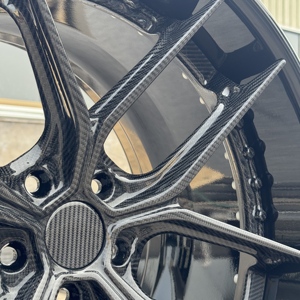 ล้อคาร์บอนไฟเบอร์แบบฟอร์จสั่งทำพิเศษ 5x112 5x114.3 5x130 ขอบเว้าลึก สำหรับรถเมอร์เซเดส - Product Image 5