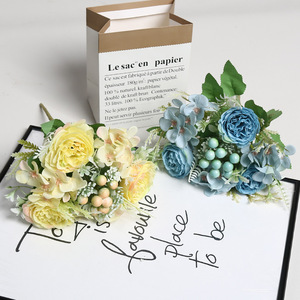 Ramo de Peonías Artificiales Lichao, Flor de Seda para Decoración de Bodas y Hogar, Arreglo Floral Hecho a Mano - Product Image 2
