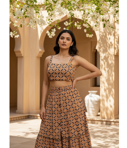 Haut court élégant pour femme à col carré, coupe ajustée, en tissu côtelé doux, chemisier tendance décontracté, vente en gros - Product Image 1