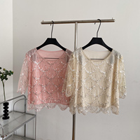 Chemisiers élégants pour femmes à manches courtes en maille à sequins et perles, avec ourlet festonné, pour l'été