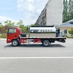 Camión Pulverizador de Asfalto Shacman Nuevo, Chasis Nuevo, Capacidad de 6000L-9000L, Motor de Alta Eficiencia - Product Image 2