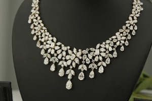 Collar de Diamantes Cultivados en Laboratorio de Lujo para Mujer, Chapado en Oro, Certificado IGI, Corte Marquesa, 14/18Kt, Diseño Moderno - Product Image 3