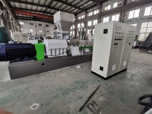 Greenlandplast song song máy đùn trục vít <span class=keywords><strong>masterbatch</strong></span> làm cho máy kết hợp máy đùn trục vít đôi - Product Image 4