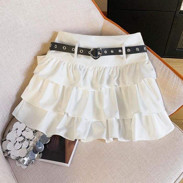 White [with belt + chain]