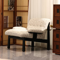 Fauteuil de salon en bois massif de style mid-century, fauteuil d'appoint rembourré, siège de détente rembourré pour le salon