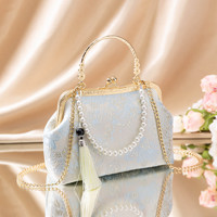 Nouveau sac fourre-tout à bandoulière pour femme, style chinois, avec broderie florale éthérée, pampilles et fermoir, idéal comme sac cadeau avec chaîne