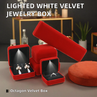 Boîte de présentation de bijoux de marque à boucle ronde avec emballage de collier lumineux personnalisé en velours blanc