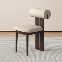 Chaise de salle à manger vintage française du milieu du siècle, en bois massif, design nordique, chaise Hippo sans accoudoirs, revêtement en cuir