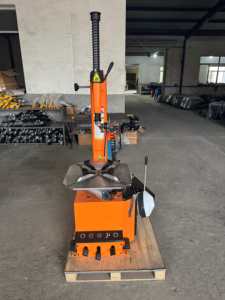 Yingkou Factory Runche <span class=keywords><strong>Machine</strong></span> de changeur de pneu de voiture de moto <span class=keywords><strong>d</strong></span>'<span class=keywords><strong>occasion</strong></span> bon marché 110V-240V 940mm diamètre de roue max garantie de 12 mois pour - Product Image 2