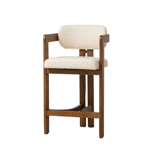 Chaise de bar en bois avec cadre en cire blanche et accoudoirs – Couleurs de tissu/cuir personnalisables, design moderne pour salle à manger, extérieur et salon - Product Image 1