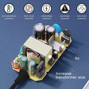 <span class=keywords><strong>Adattatore</strong></span> di Alimentazione per Telecamera CCTV DC 5V 2A, Trasformatore da Parete <span class=keywords><strong>12</strong></span> <span class=keywords><strong>Volt</strong></span> con Uscita 10W, <span class=keywords><strong>Adattatore</strong></span> con Spina UK - Product Image 4