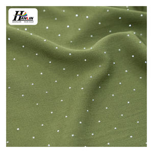 Vente en gros Pérou <span class=keywords><strong>Lino</strong></span> Tela 30S Rayonne Viscose Slub Dot Sequin Tissé Tissu pour Robe Teint Uni <span class=keywords><strong>Pas</strong></span> <span class=keywords><strong>Cher</strong></span> Offre Spéciale - Product Image 2