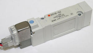 Solenoid SY5140R-5LZ-02 S MC and Authentic SY5140R-5LZ-02 Driver SGDM-60ADA-Y13 Dismantled <b>Second</b>-<b>Hand</b> SY5140R-5LZ-02 - Product Image 3