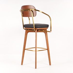 Tabouret de bar en cuir de luxe du milieu du siècle moderne <span class=keywords><strong>Art</strong></span> Déco <span class=keywords><strong>chaise</strong></span> de comptoir haute en bois - Product Image 1