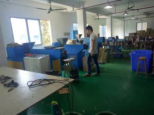 Hochwertige Gummi <span class=keywords><strong>Penis</strong></span> Extrudi maschine machen Sexspielzeug Männer Dilios Frauen Maschine - Product Image 5