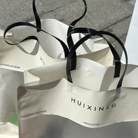 Sac de shopping personnalisé avec logo, durable, en papier givré transparent, avec poignée en plastique PE et fenêtre transparente pour l'emballage de vêtements et de cadeaux