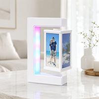 Marcos de Fotos Giratorios de Levitación Magnética de Plástico Ludaye con Pantalla Flotante Luminosa - Venta al por Mayor de Fábrica, Regalo Creativo