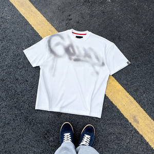 T-shirt da Uomo Streetwear con Logo Personalizzato, Collo Tondo, Stampa DTG, 100% Cotone, Vestibilità Ampia, 280 Gsm, T-shirt Oversize Streetwear - Product Image 4