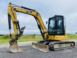 Miniexcavadora de 5.5 Toneladas 305.5e Usada en Buenas Condiciones con Motor, Caja de Cambios y Bomba - Product Image 2