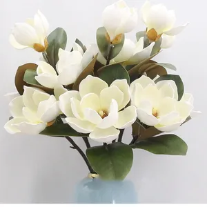 Fiore di magnolia artificiale in schiuma di PE a 3 teste di alta qualità con steli lunghi per la decorazione domestica della disposizione di nozze