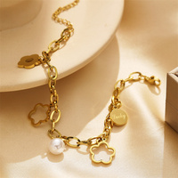 Bracelet pendentif fleur à cinq pétales en acier inoxydable de haute qualité rétro perle Ins Style bracelets de mode pour les femmes